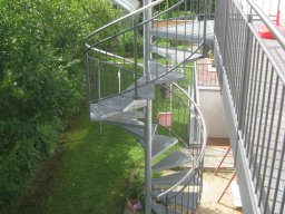 Spindeltreppe aussen-031